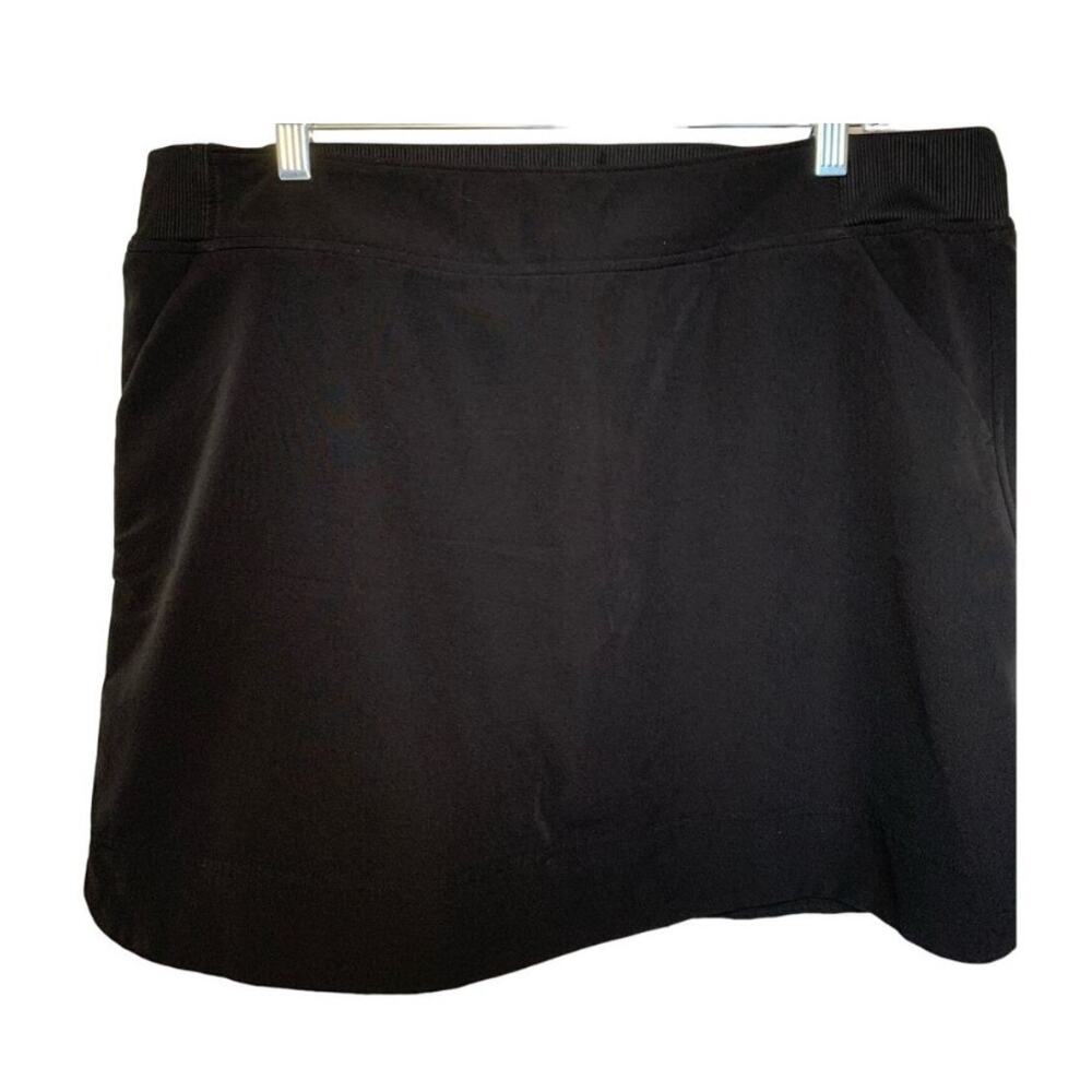 32 Degrees Women's Classic Black Skort
